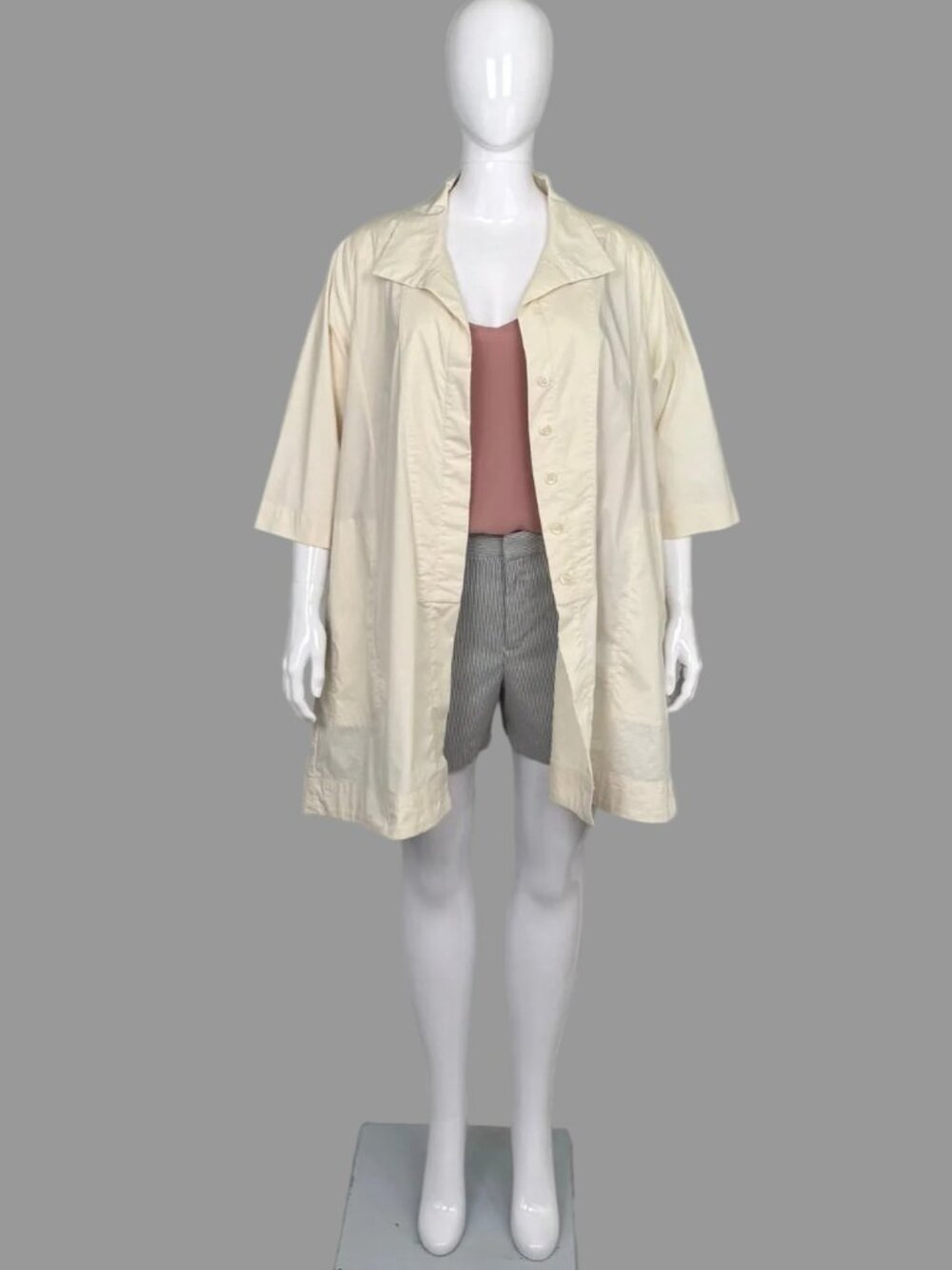 Ayrtight Boutique Cream Topper Coat - Size 2X